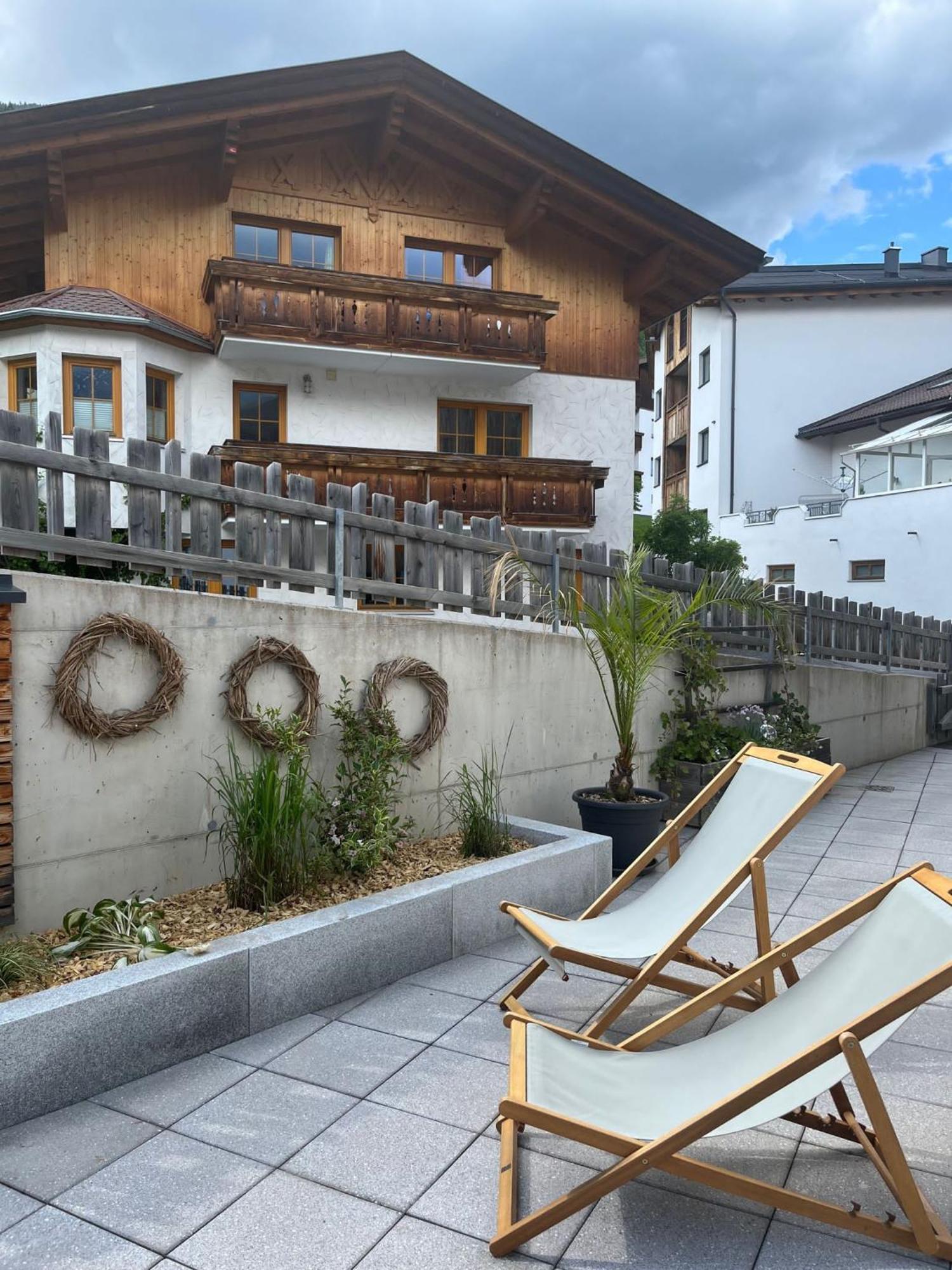 Вилла Alpenzeit Ладис Экстерьер фото